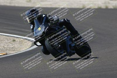 media/Sep-21-2025-TrackDaz (Sun) [[277c75b276]]/C Group/1140pm (Turn 3)/